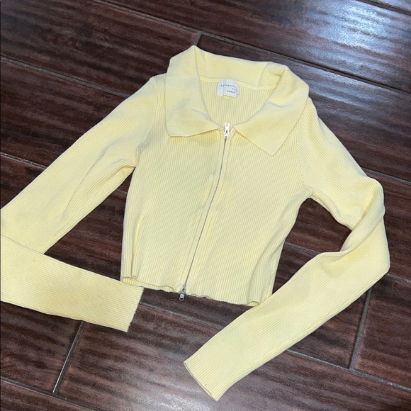 Yellow Ribbed Women's Sweater - Picture 2 of 6